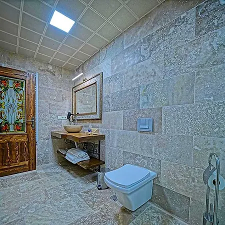 Zultanite Cappadocia فندق غوريمِيه